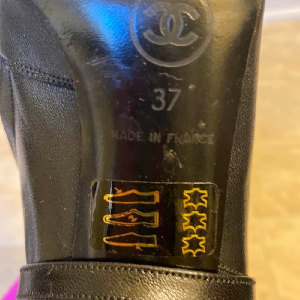 SOLD on EBAY! Auth. CHANEL BOOTS MADE in FRANCE Size 37 ALL LEATHER Boots - Picture 5 of 11